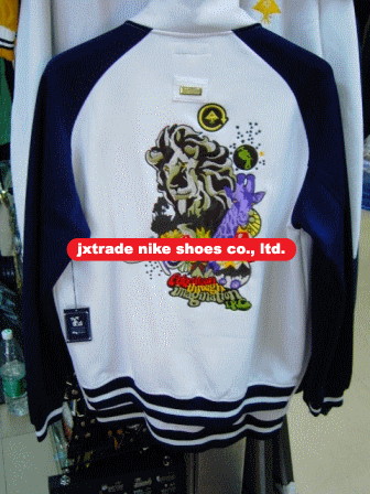 sell athletic sports apparel Jackets coats suits jerseys jeans 